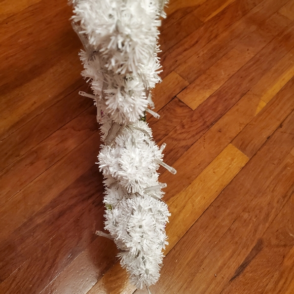 Bright Light Snowflake - Picture 10 of 13